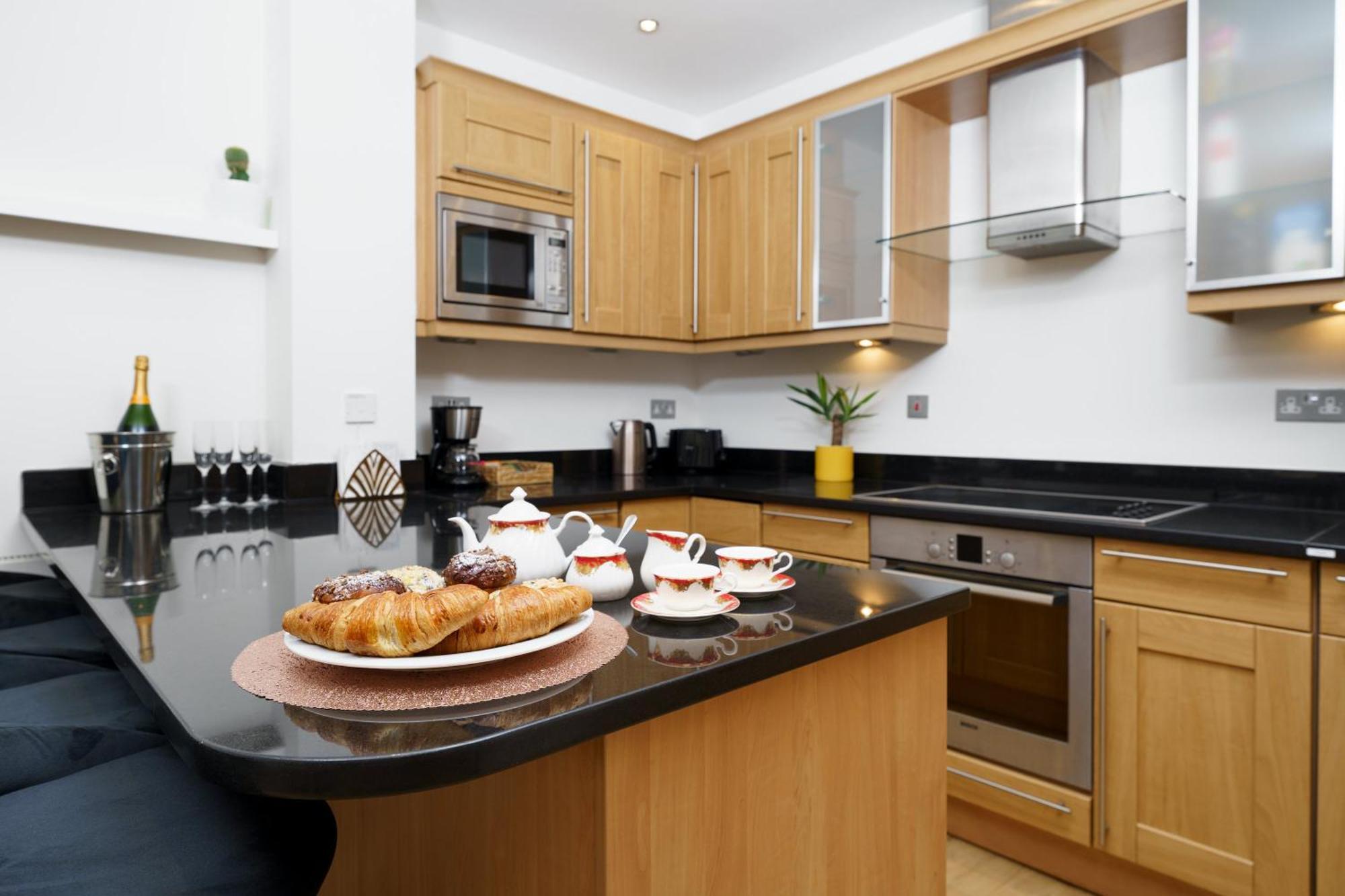 2 Bedroom Flat In Pimlico & Westminster London Exterior photo